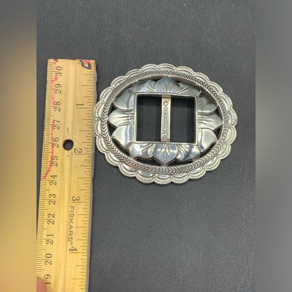 Vintage 1993 ROC Silver Tone CONCHO Style Belt Buckle - Picture 4 of 4